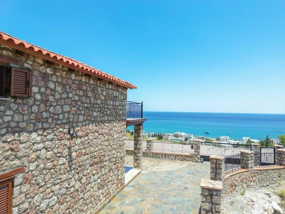 Petronas Land House 2 Villa Archangelos  Exterior photo