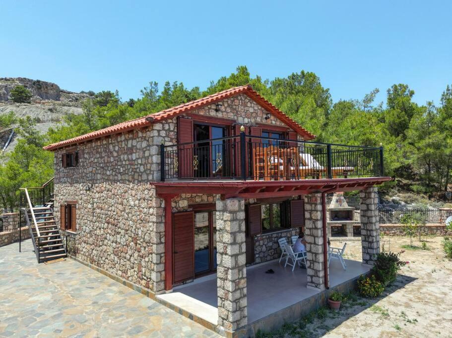 Petronas Land House 2 Villa Archangelos  Exterior photo
